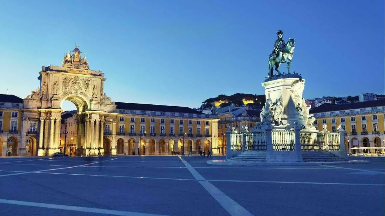 Modern Apartment In The Historical Center Lisbon